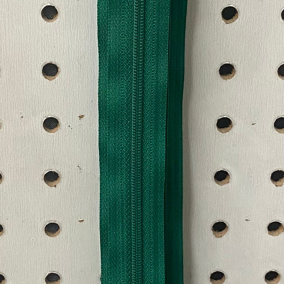 14in Zipper - Dark Green