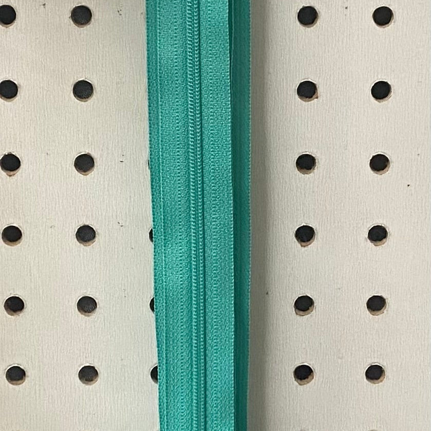22in Zipper - Teal
