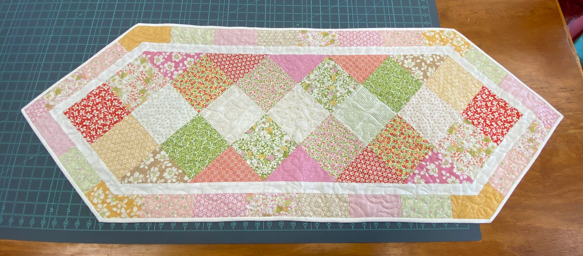 Country Charm Table Runner Kit