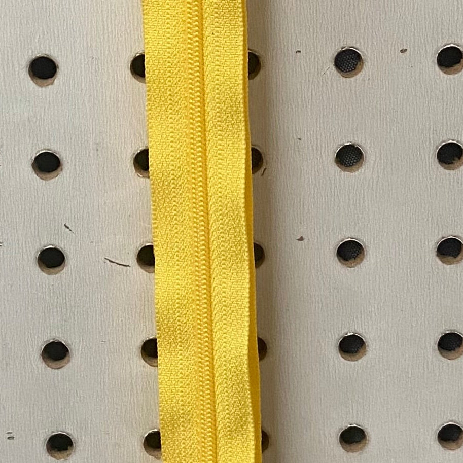 14in Zipper - Yellow