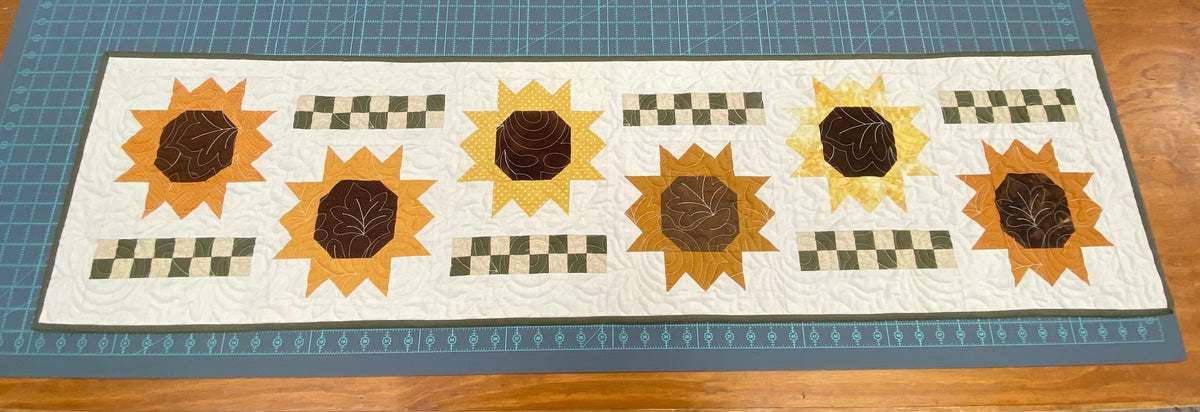 Golden Glow Table Runner Kit