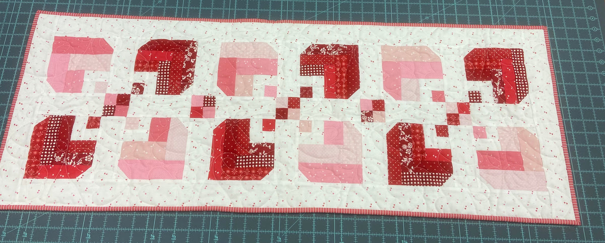 Sweet Sentiments Table Runner Kit